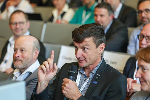 Spannende Diskussionen und Vorträge © Vincent Grätsch